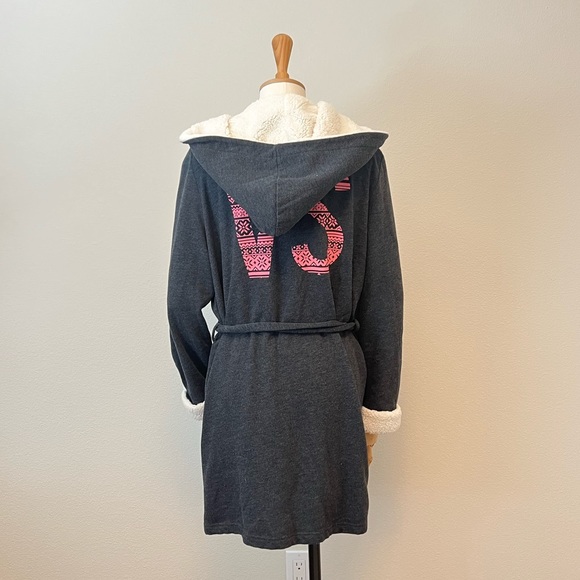 Sherpa lined hood robe Victoria’s Secret - Picture 3 of 8